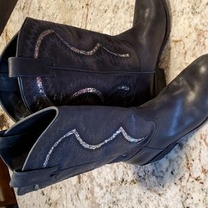 Reba cowboy boots